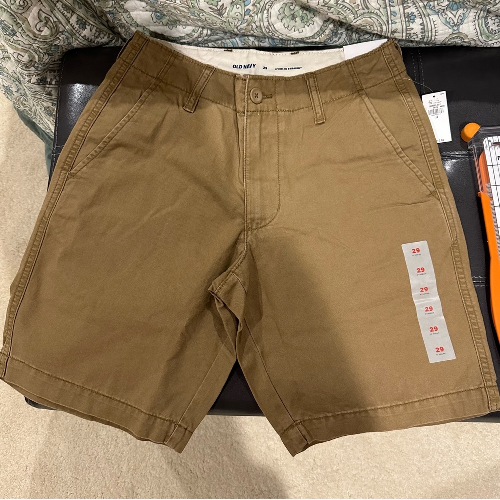 Old Navy Lived-In Straight Khaki Shorts - New With Tags
